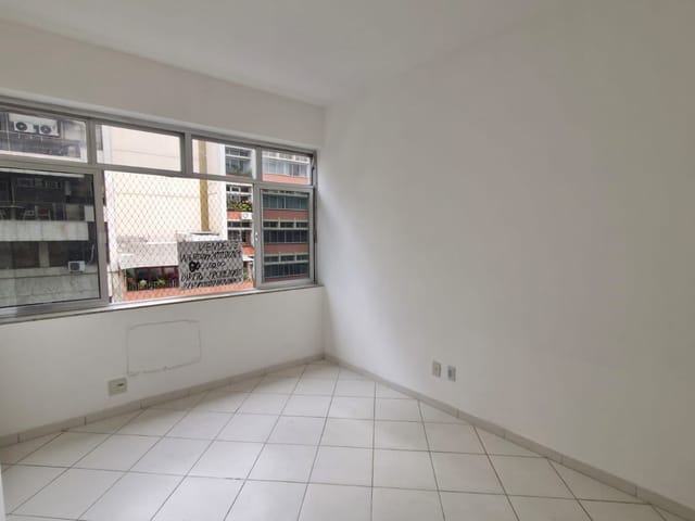 Foto do Apartamento - Apartamento à venda em Ipanema, RJ por R$ 750.000,00 | Henrique Martins