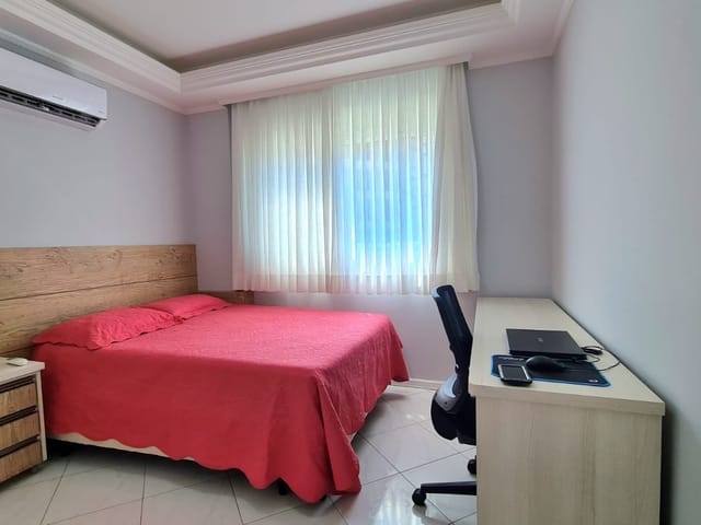 Apartamento 3 quartos e 2 banheiros, à venda, no bairro Canto em Florianópolis