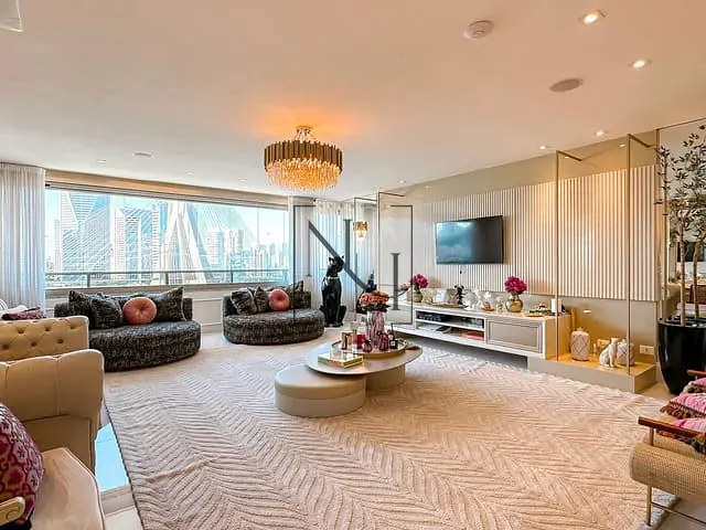 Apartamento com 252m² 3 quartos e 5 banheiros, à venda, no bairro Cidade Jardim em São Paulo