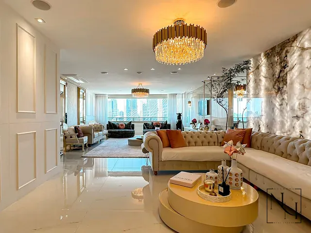 Apartamento com 252m² 3 quartos e 5 banheiros, à venda, no bairro Cidade Jardim em São Paulo