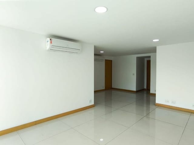 Foto do Apartamento - Apartamento para Locação 4 Quartos, 3 Suites, 1 Vaga, 356M², Icaraí, Niterói - RJ | Cond. Ed. Elegance Residence | SelfSpin