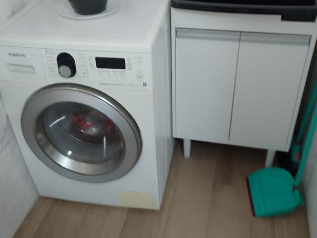 Apartamento 2 quartos e 1 banheiro, à venda, no bairro Inhaúma em Rio de Janeiro