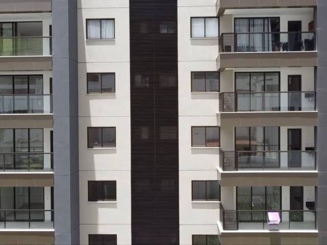 Apartamento 2 quartos e 2 banheiros, à venda, no bairro Cascatinha em Juiz de Fora