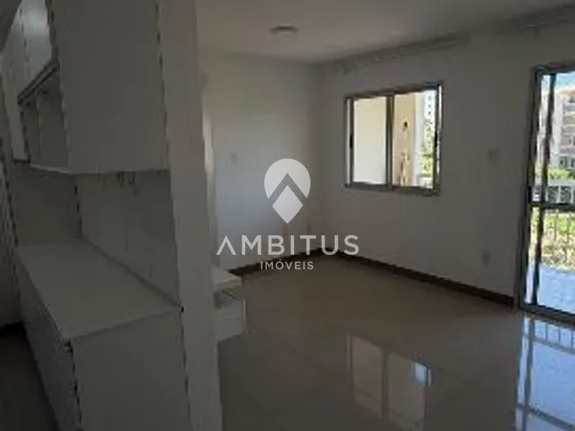 Apartamento com 66m² 2 quartos e 1 banheiro, para alugar, no bairro Buraquinho em Lauro de Freitas
