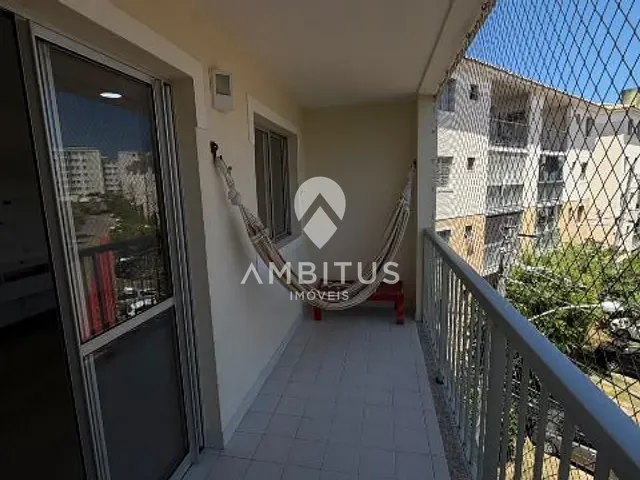 Apartamento com 66m² 2 quartos e 1 banheiro, para alugar, no bairro Buraquinho em Lauro de Freitas