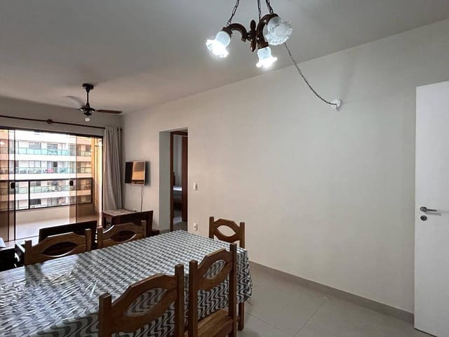 Apartamento 2 quartos e 1 banheiro, à venda, no bairro Vila Nova em Cabo Frio