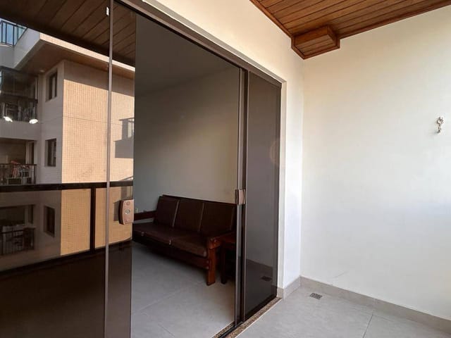 Apartamento 2 quartos e 1 banheiro, à venda, no bairro Vila Nova em Cabo Frio