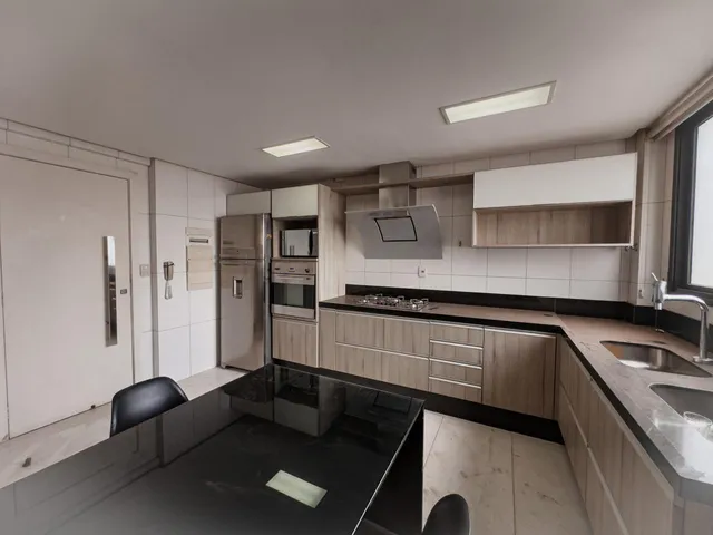 Apartamento 3 quartos e 4 banheiros, para alugar, no bairro Nova Suiça em Goiânia