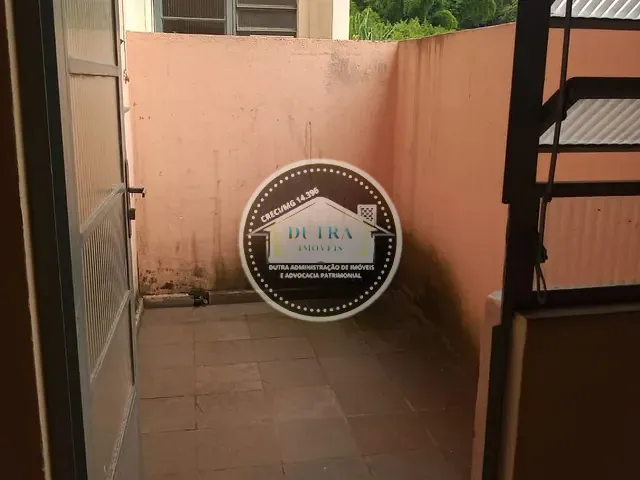 Apartamento 2 quartos e 1 banheiro, para alugar, no bairro Santa Cruz em Juiz de Fora