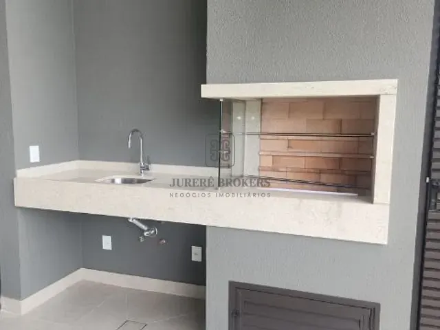 Apartamento 3 quartos e 4 banheiros, à venda, no bairro Jurerê em Florianópolis