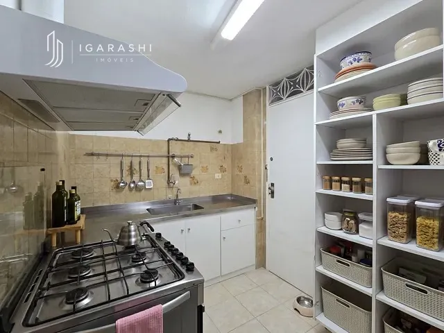 Apartamento com 107m² 3 quartos e 3 banheiros, para alugar, no bairro Humaitá em Rio de Janeiro