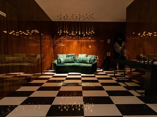 Apartamento com 238m² 4 quartos e 4 banheiros, à venda, no bairro Meia Praia em Itapema