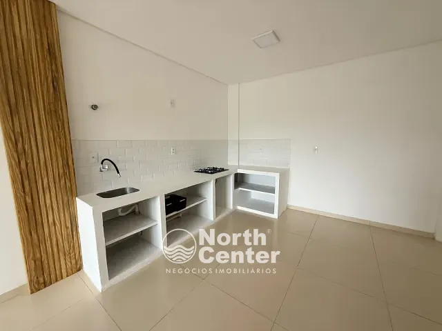 Apartamento 1 quarto e 1 banheiro, para alugar, no bairro Centro em Balneário Barra do Sul
