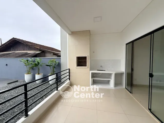 Apartamento 1 quarto e 1 banheiro, para alugar, no bairro Centro em Balneário Barra do Sul