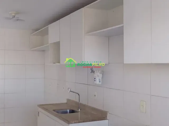 Apartamento 2 quartos e 2 banheiros, para alugar, no bairro Jóquei em Teresina
