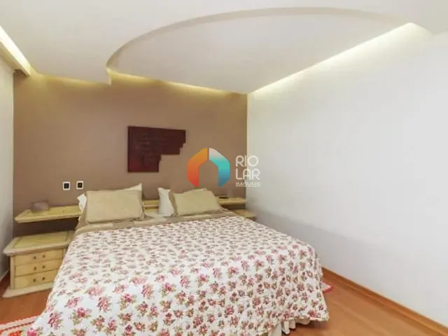Apartamento com 220m² 3 quartos e 1 banheiro, à venda, no bairro Ipanema em Rio de Janeiro