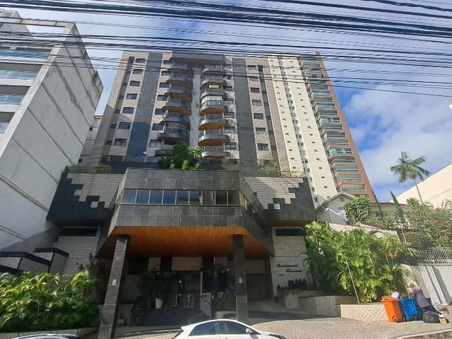 Apartamento 3 quartos e 3 banheiros, à venda, no bairro Centro em Juiz de Fora