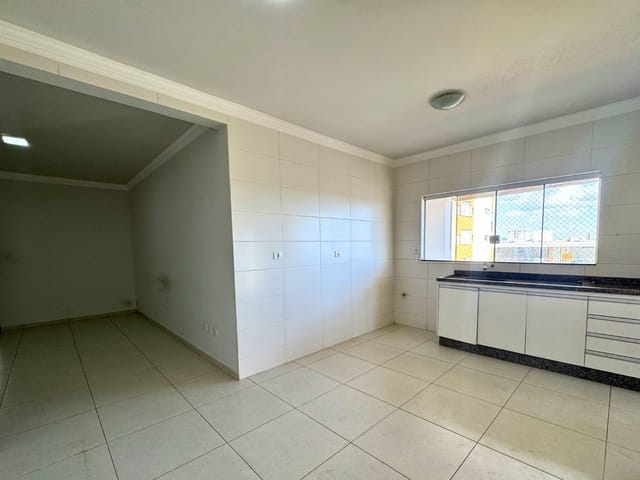 Apartamento 3 quartos e 1 banheiro, para alugar, no bairro Vila Vitória em Apucarana