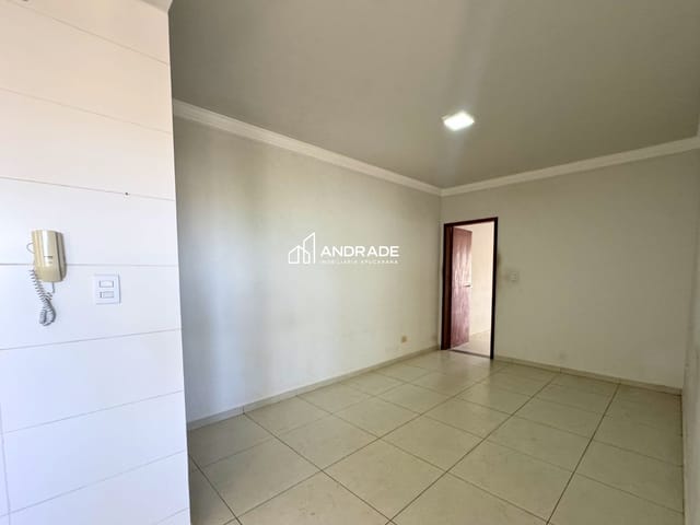 Apartamento 3 quartos e 1 banheiro, para alugar, no bairro Vila Vitória em Apucarana