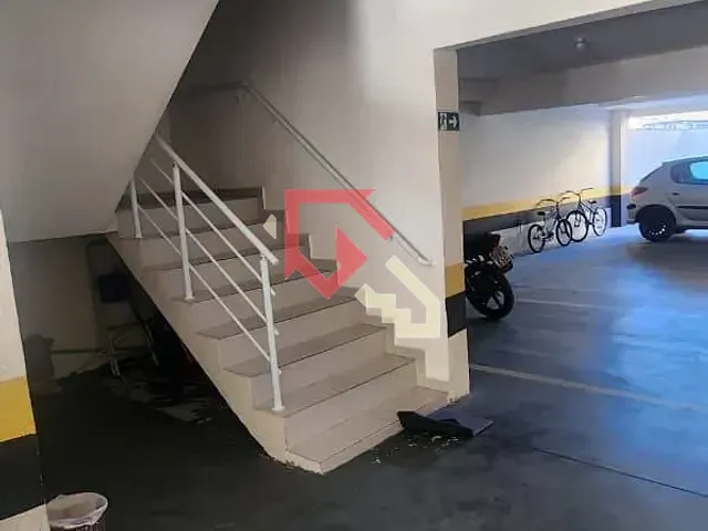 Apartamento 2 quartos e 1 banheiro, à venda, no bairro Jardim Itapeva em Mauá