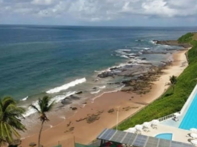 Apartamento 1 quarto e 1 banheiro, para alugar, no bairro Ondina em Salvador