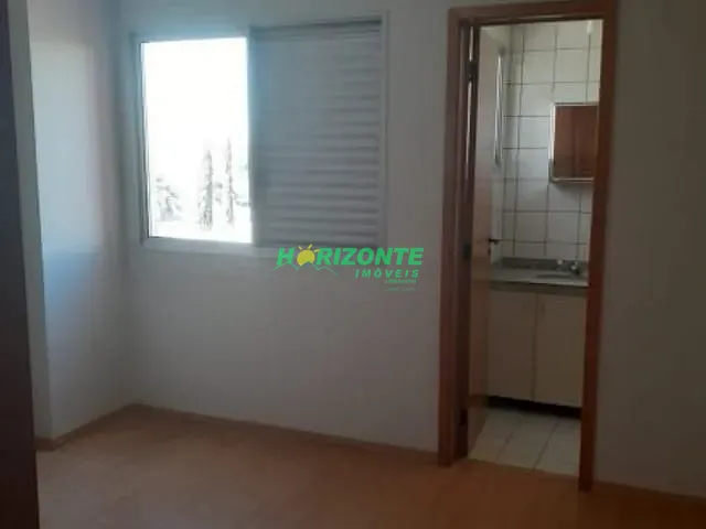 Apartamento com 123m² 4 quartos e 2 banheiros, para alugar, no bairro Jardim das Colinas em São José dos Campos
