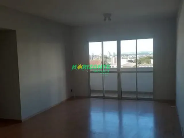 Apartamento com 123m² 4 quartos e 2 banheiros, para alugar, no bairro Jardim das Colinas em São José dos Campos