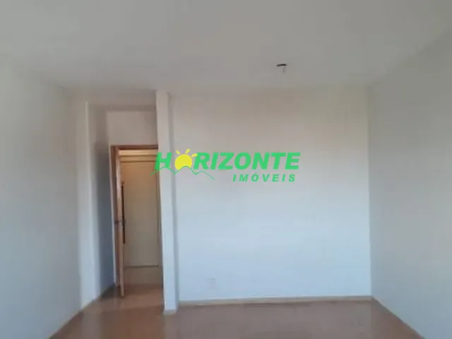 Apartamento com 123m² 4 quartos e 2 banheiros, para alugar, no bairro Jardim das Colinas em São José dos Campos