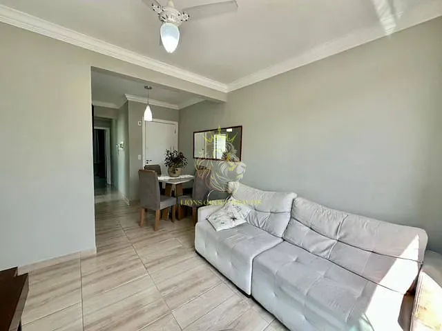 Apartamento 2 quartos e 1 banheiro, à venda, no bairro Cedro em Camboriú