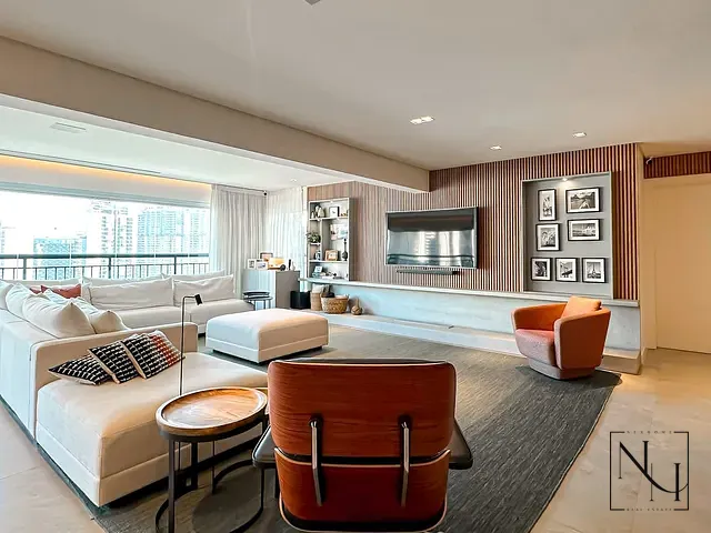 Apartamento com 213m² 3 quartos e 5 banheiros, à venda, no bairro Brooklin em São Paulo