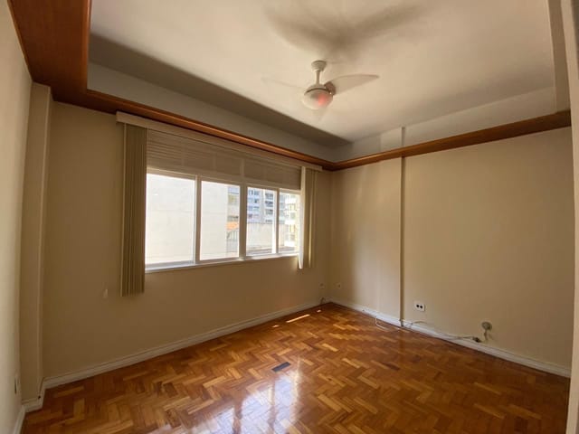 Apartamento 1 quarto e 2 banheiros, à venda, no bairro Botafogo em Rio de Janeiro