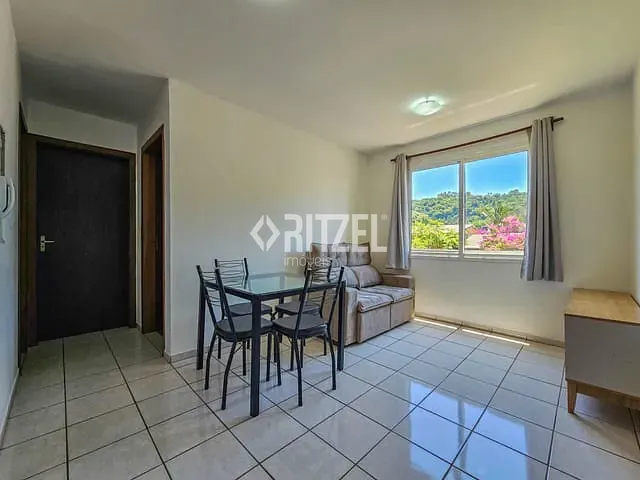 Apartamento com 50m² 2 quartos e 1 banheiro, para alugar, no bairro Vila Nova em Novo Hamburgo
