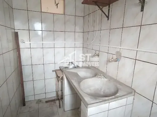 Apartamento com 70m² 1 quarto e 1 banheiro, para alugar, no bairro Centro em Andradas