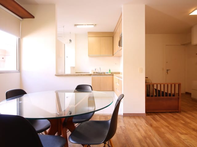 Apartamento com 95m² 1 quarto e 1 banheiro, à venda, no bairro Vila Olímpia em São Paulo