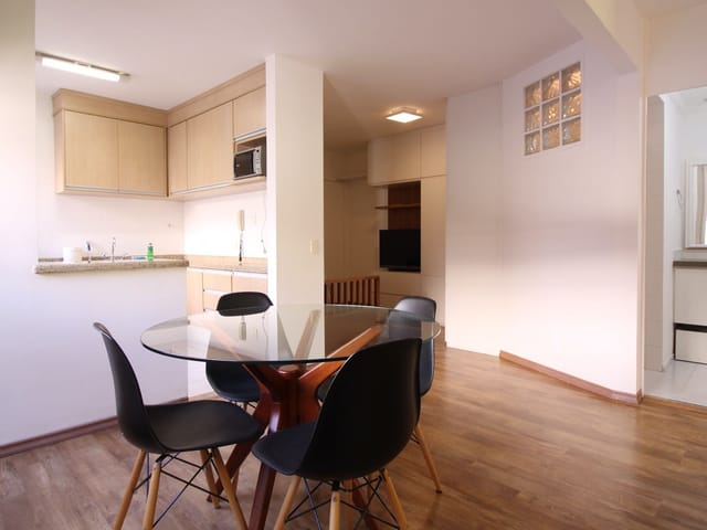 Apartamento com 95m² 1 quarto e 1 banheiro, à venda, no bairro Vila Olímpia em São Paulo