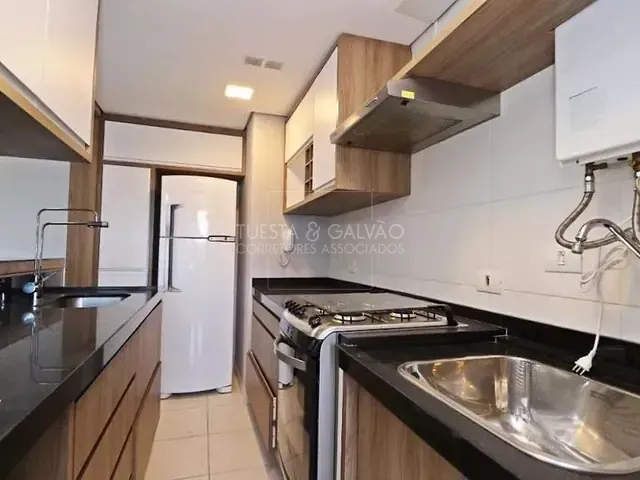 Apartamento com 59m² 2 quartos e 2 banheiros, à venda, no bairro Capão Raso em Curitiba