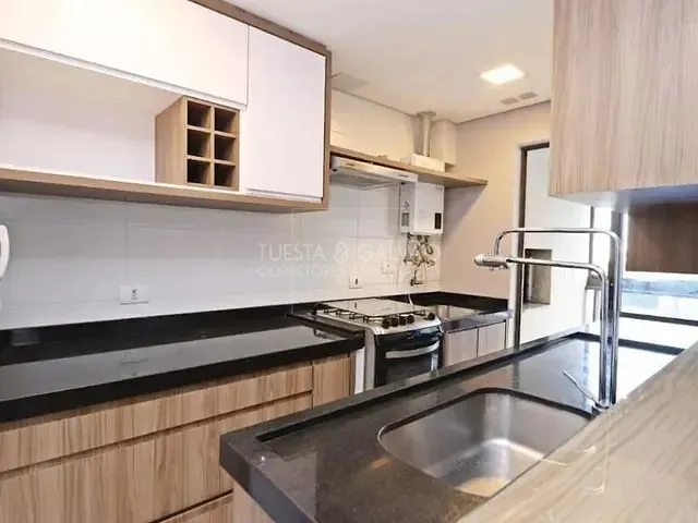 Apartamento com 59m² 2 quartos e 2 banheiros, à venda, no bairro Capão Raso em Curitiba