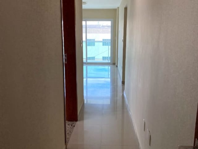 Apartamento com 102m² 3 quartos e 4 banheiros, para alugar, no bairro Cavaleiros em Macaé
