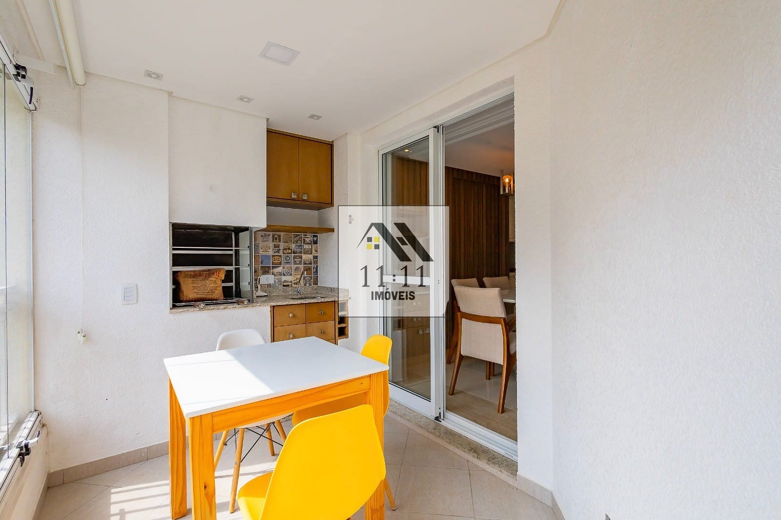 Apartamento à venda com 3 quartos, 106m² - Foto 8