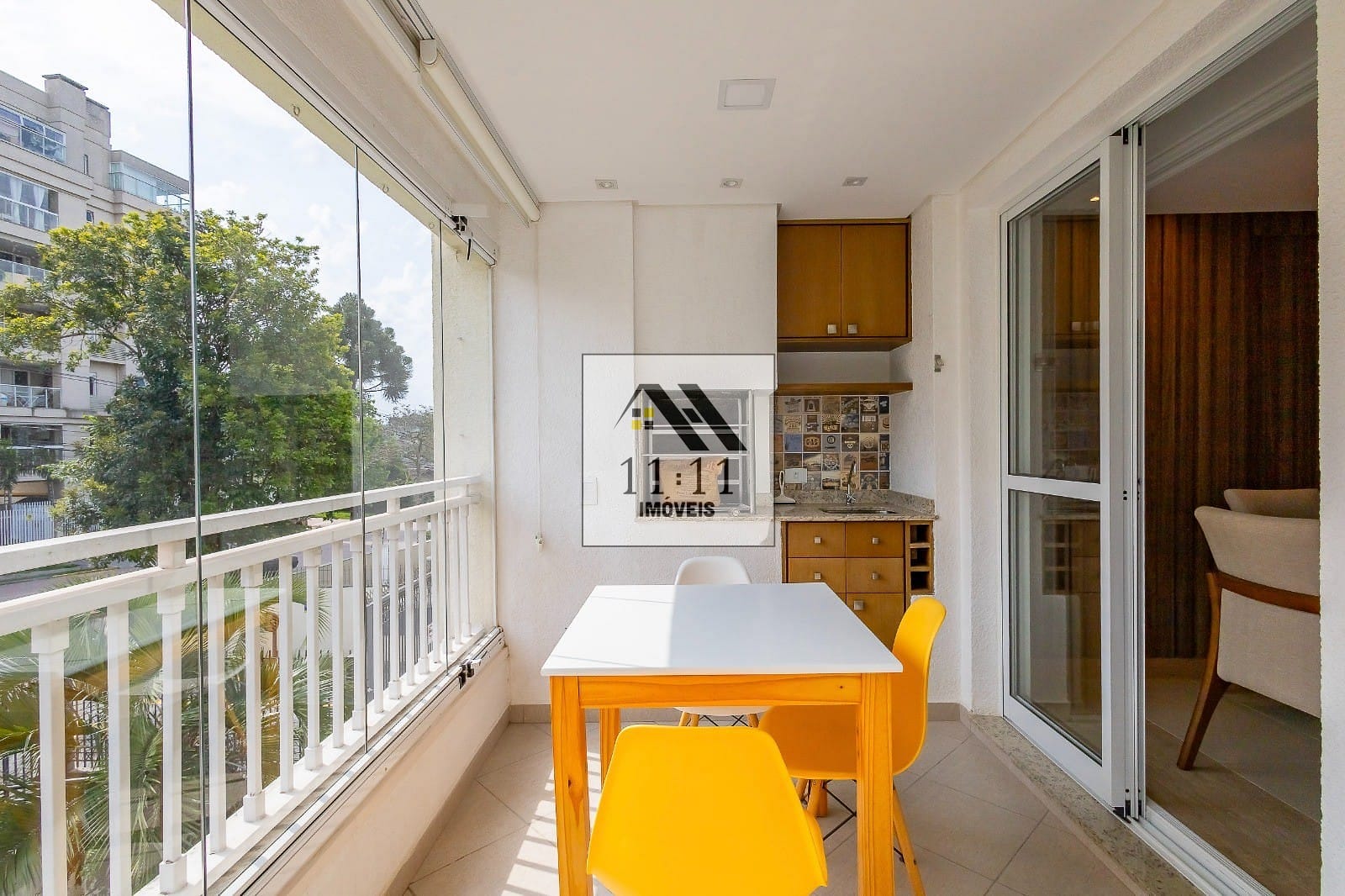 Apartamento à venda com 3 quartos, 106m² - Foto 9