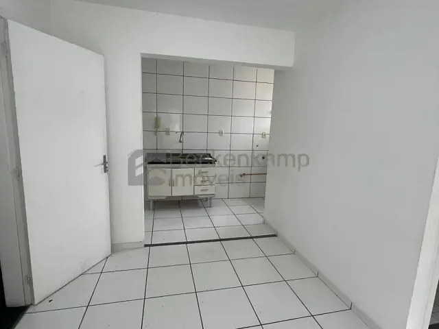 Apartamento 2 quartos e 2 banheiros, para alugar, no bairro Roma em Volta Redonda