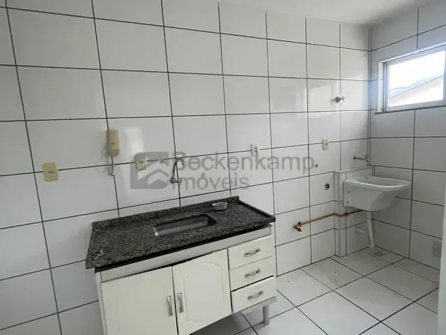 Apartamento 2 quartos e 2 banheiros, para alugar, no bairro Roma em Volta Redonda