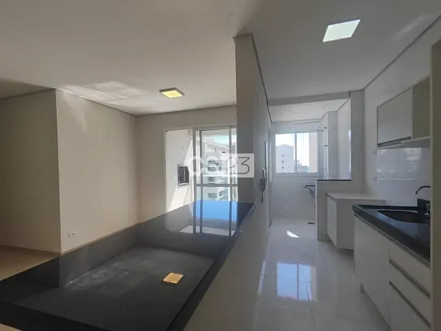 Apartamento com 92m² 2 quartos e 2 banheiros, à venda ou para alugar, no bairro Gleba Fazenda Palhano em Londrina