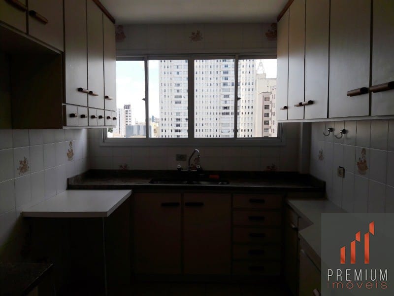 Apartamento à venda com 3 quartos, 130m² - Foto 15