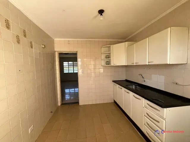 Apartamento 3 quartos e 1 banheiro, para alugar, no bairro Santo Andre em Três Lagoas