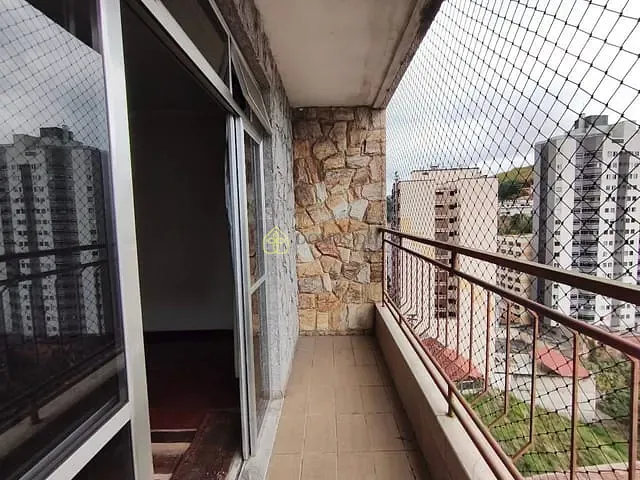 Apartamento 3 quartos e 3 banheiros, à venda, no bairro Centro em Barra Mansa