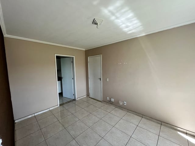 Apartamento 2 quartos e 1 banheiro, à venda, no bairro Parque Valença I em Campinas