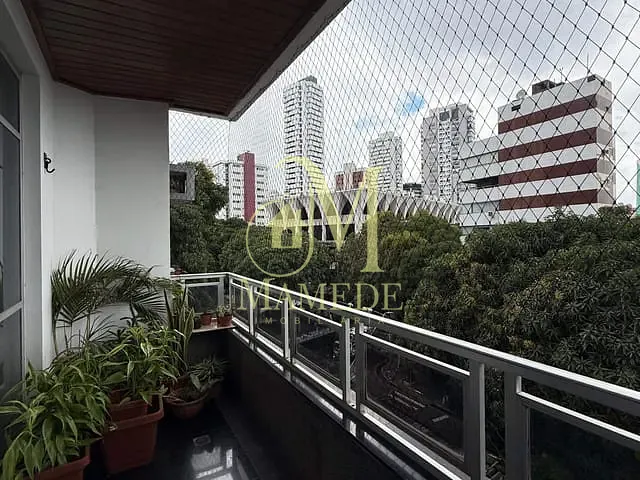 Apartamento 5 quartos e 5 banheiros, à venda, no bairro Nazaré em Belém