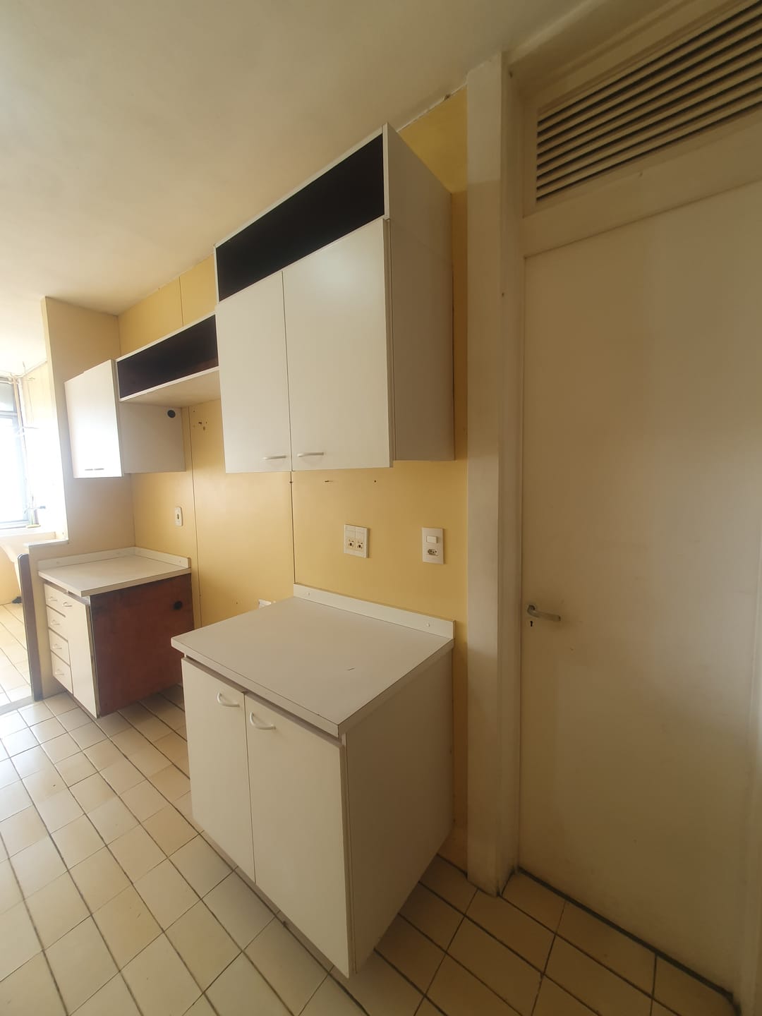 Apartamento para alugar com 3 quartos, 175m² - Foto 15