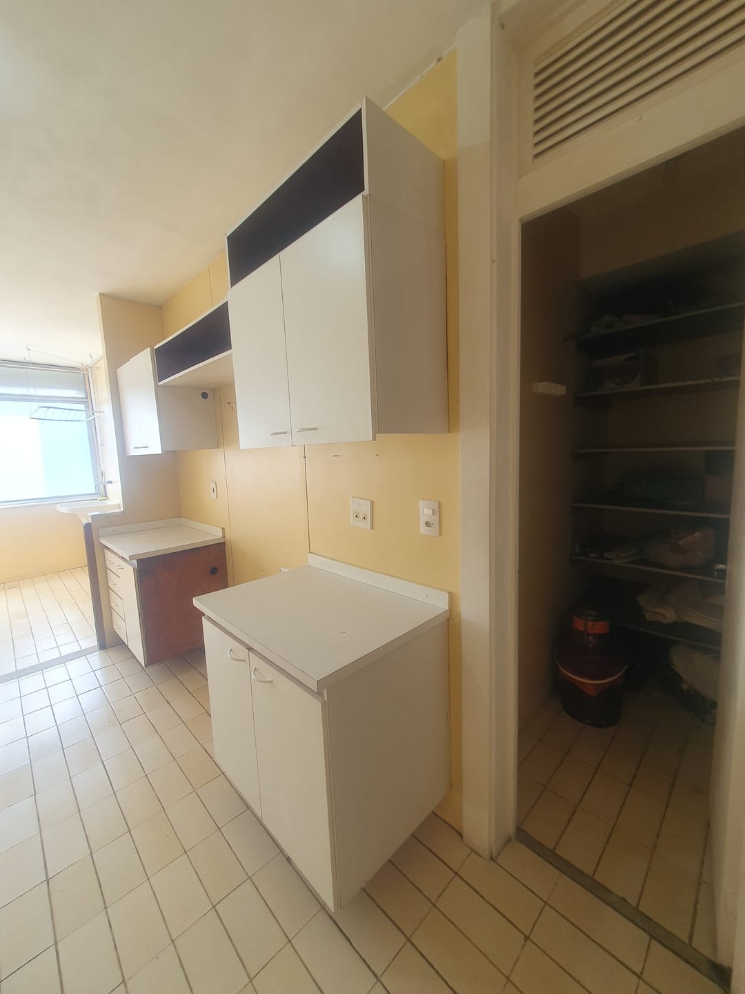 Apartamento para alugar com 3 quartos, 175m² - Foto 16